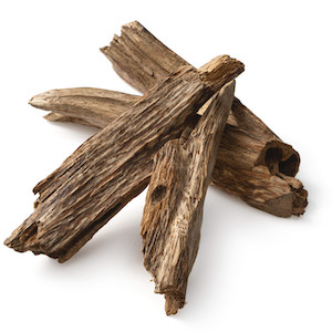 AGARWOOD (OUD) ESSENTIAL OIL